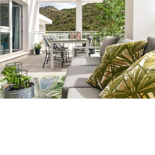 Amazing Apartment In Benahavs With Outdoor Swimming Pool, Wifi And 3 Bedrooms
