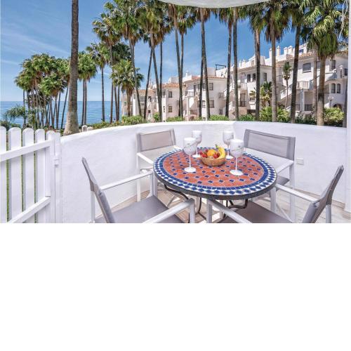 Amazing Apartment In Calahonda With 2 Bedrooms, Wifi And Swimming Pool