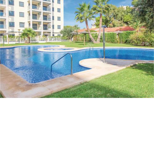 Amazing Apartment In El Campello With 2 Bedrooms, Wifi And Outdoor Swimming Pool