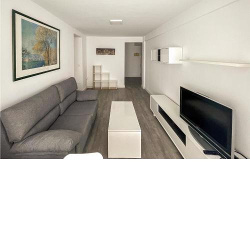 Amazing apartment in Estepona with WiFi and 3 Bedrooms