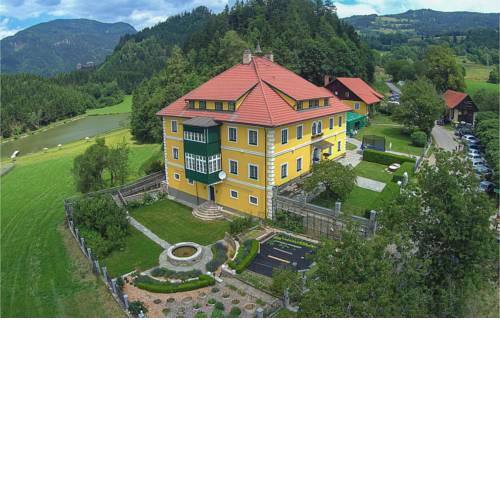 Amazing apartment in Friesach-Dürnstein w/ 2 Bedrooms