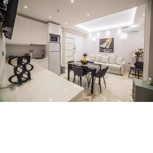 Amazing apartment in Glyfada center