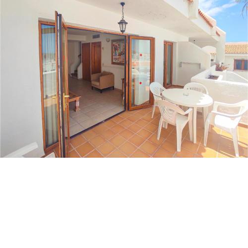 Amazing Apartment In Los Cristianos With 2 Bedrooms, Outdoor Swimming Pool And Swimming Pool