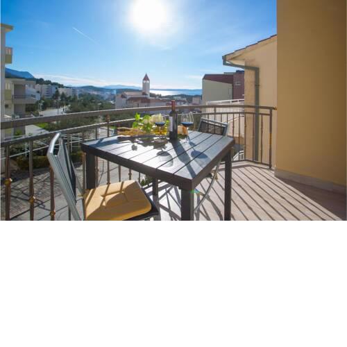 Amazing apartment in Makarska with WiFi and 1 Bedrooms