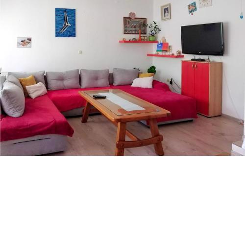 Amazing apartment in Medulin with WiFi and 2 Bedrooms