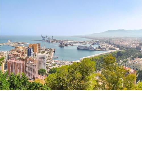 Amazing apartment in Mlaga with WiFi and 3 Bedrooms