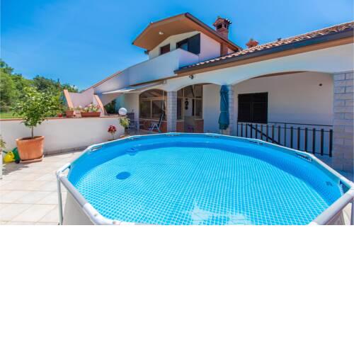 Amazing apartment in Secovlje with WiFi and 3 Bedrooms