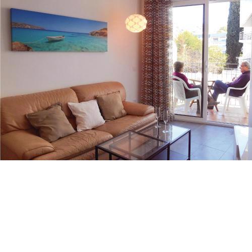 Amazing apartment in Tossa de Mar with 2 Bedrooms