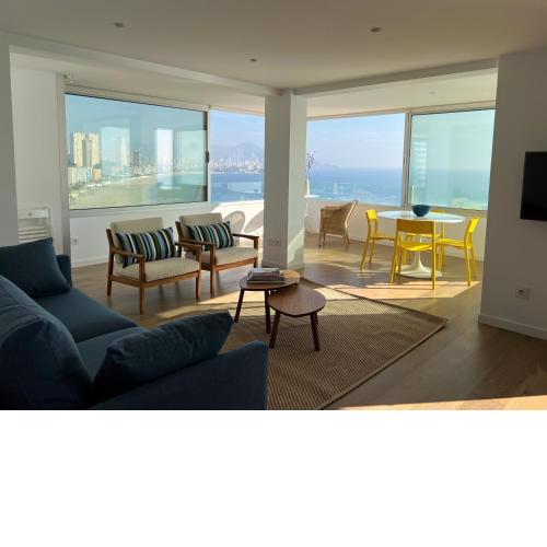 Amazing beachfront apartment - La Cala