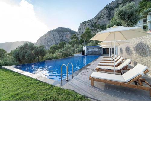 Amazing Duplex with Fascinating View and Shared Pool in Gocek