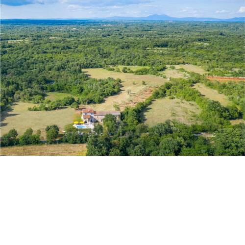Amazing home in Brscici w/ Outdoor swimming pool and 2 Bedrooms