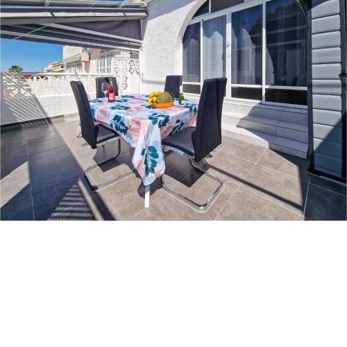 Amazing home in El Chaparral with WiFi and 2 Bedrooms
