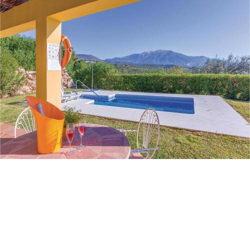Amazing Home In F-29710 Periana With 2 Bedrooms, Wifi And Outdoor Swimming Pool