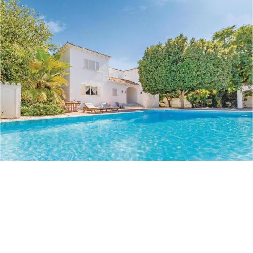 Amazing Home In Mijas Costa With 7 Bedrooms, Wifi And Private Swimming Pool