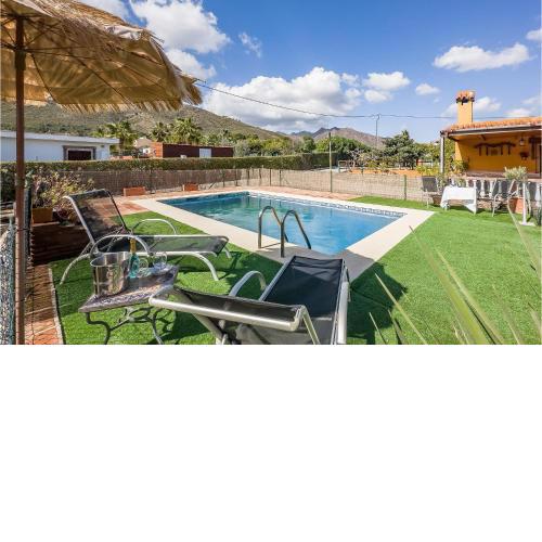 Amazing Home In Mijas With Wifi, Swimming Pool And Private Swimming Pool