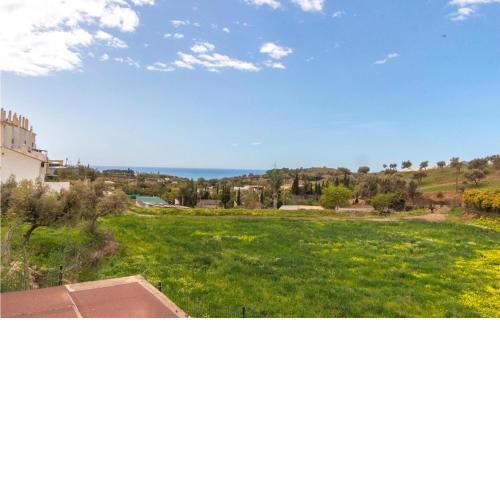 Amazing Home In Nerja With Wifi, 2 Bedrooms And Swimming Pool