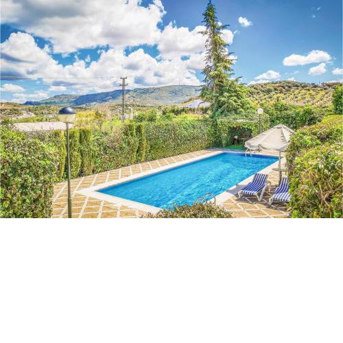 Amazing home in Olvera with 4 Bedrooms, WiFi and Outdoor swimming pool