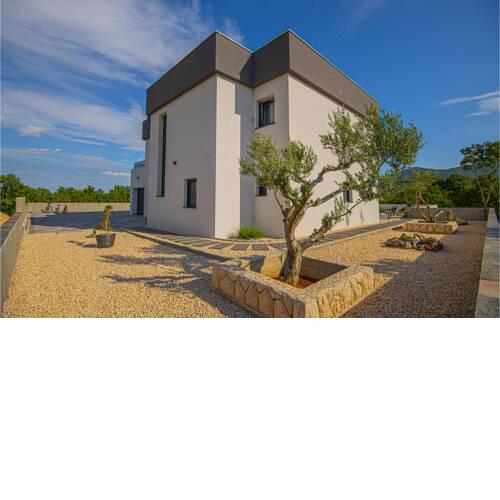 Amazing home in Poljica w/ Outdoor swimming pool, Jacuzzi and WiFi