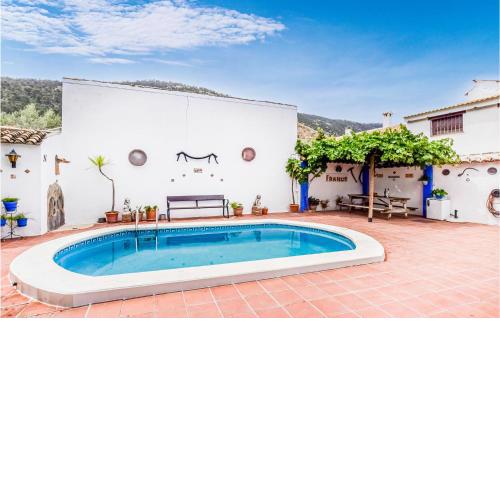 Amazing home in Rute with 3 Bedrooms, WiFi and Outdoor swimming pool