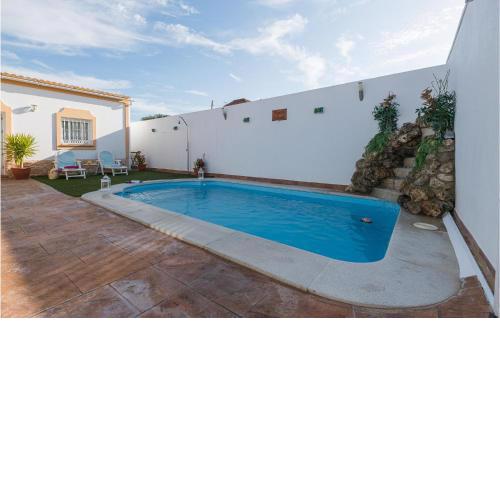 Amazing home in San Jose del Valle with 2 Bedrooms, WiFi and Outdoor swimming pool