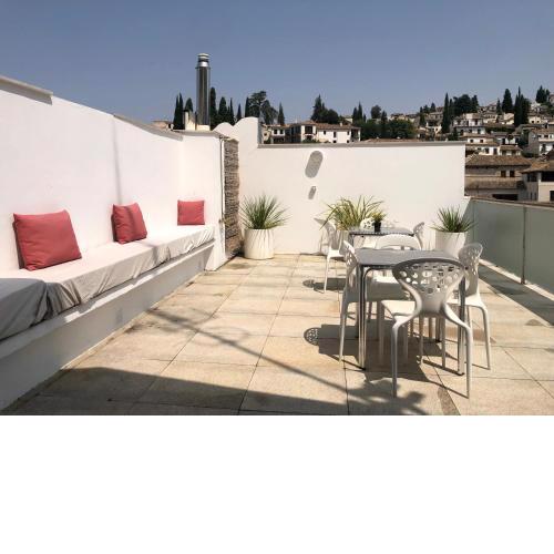 Amazing Loft! Rooftop Terrace! Alhambra Views!