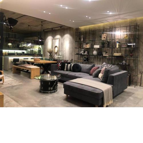 Amazing Semi-Basement Art Apartment easy walk to Nafplio centre