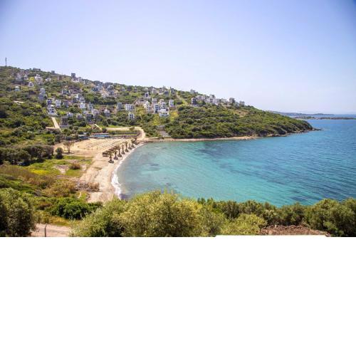 Amazing Villa with Balcony and Gorgeous Sea View in Milas
