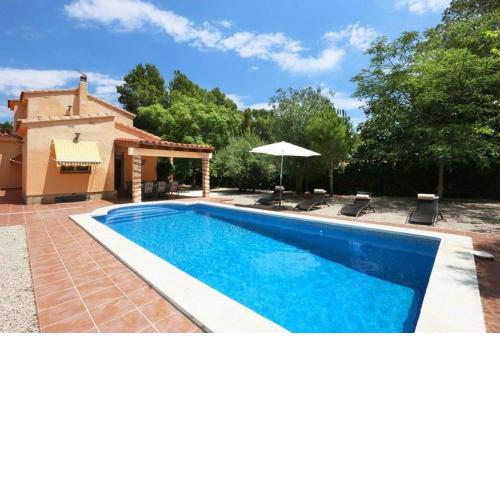 AME447 Chalet con piscina privada 9x5m y jardín vallado