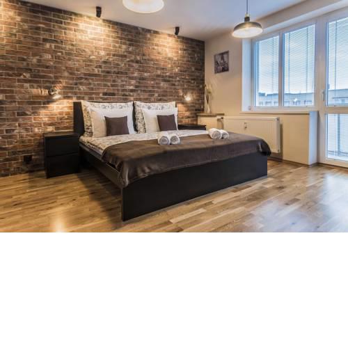 Amos Apartment