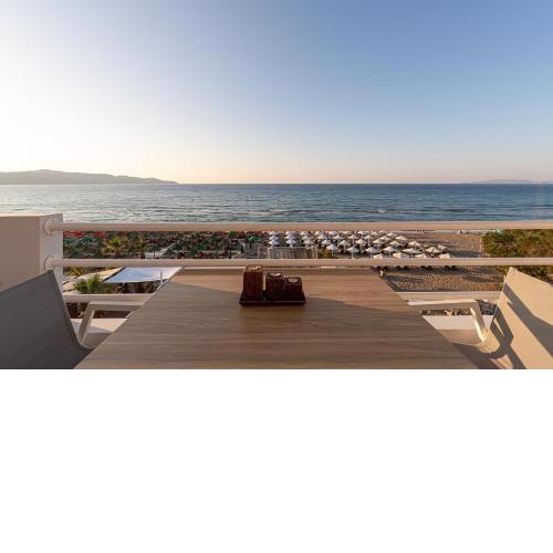 Amoudara Cozy Apartment by the sea