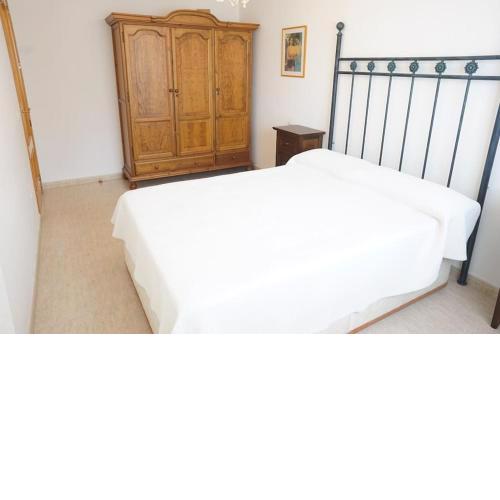Amplio apartamento con terraza en Roquetas