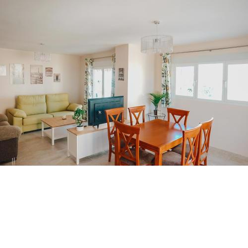 Amplio apartamento en el paseo marítimo de Benalmádena