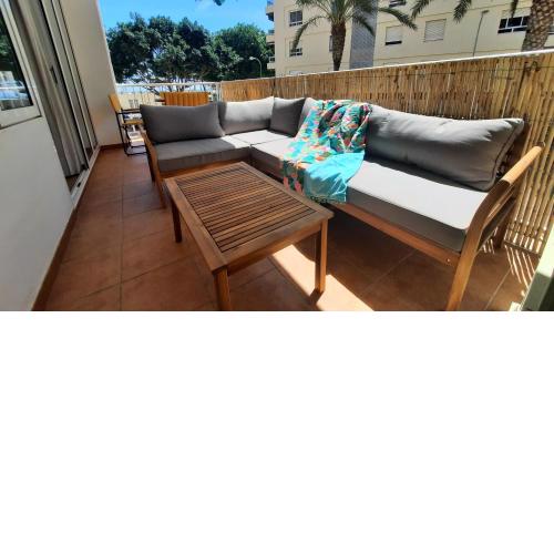 Amplio, vistas, parking, a 50 mts de la playa