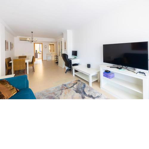 Amplio y bonito apartamento en La Cala
