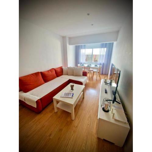 Amplio y Moderno apartamento Plaza de la Merced by Life In Malaga