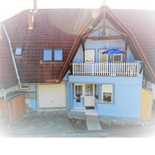 AMRI Apartman