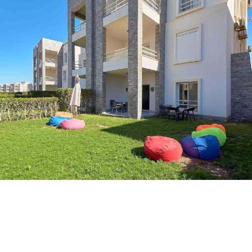 Amwaj Ground Floor 2BR Chalet with Private Garden