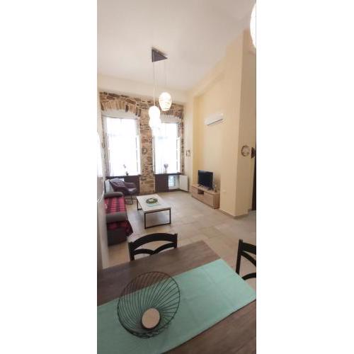 An authentic family house in Ermoupolis