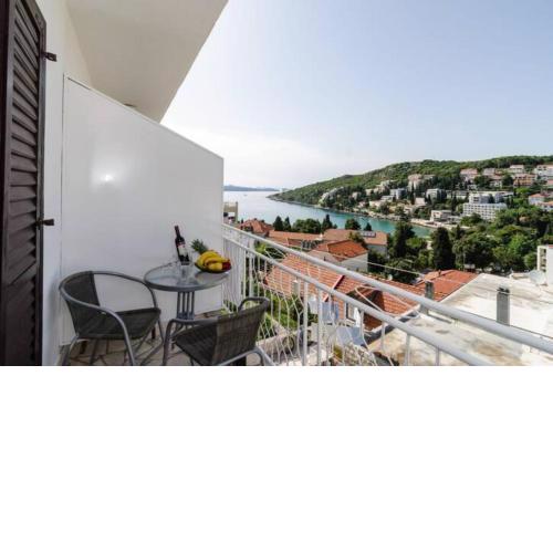 Ana & Mia Apartment