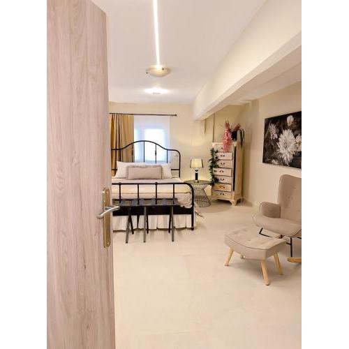 Anassa's Apartment