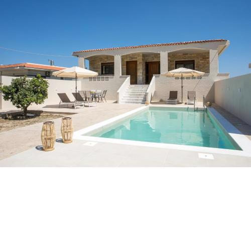 Anastasia Luxury House