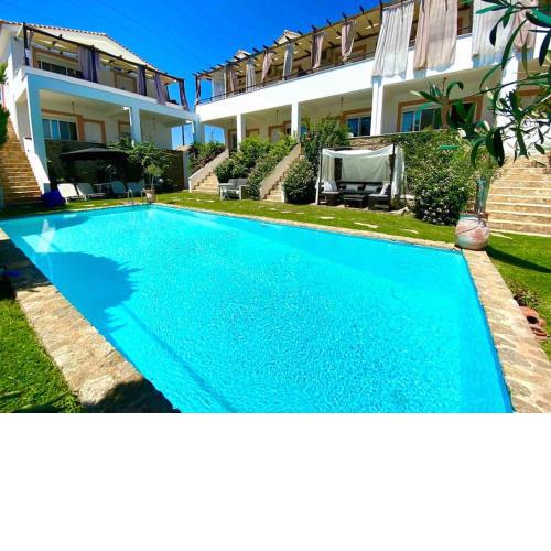 Anastasia's Apartment - Semi-basement Apartment (Rafaella Resort)