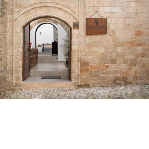Ancient Knights Luxury Suites