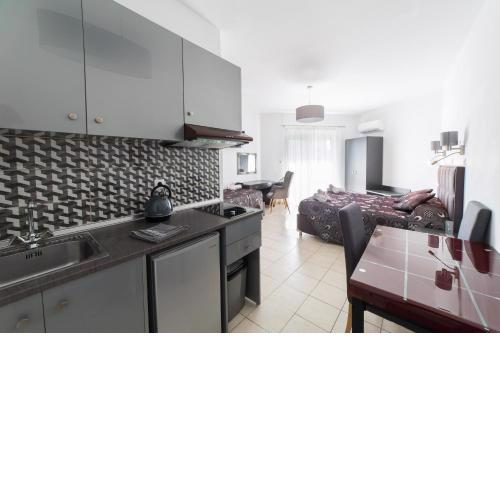 Anelia Boutique Studios & Apartments