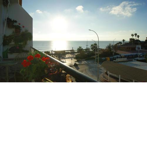 Anjana - Apartamento en primera línea de la playa de La Barrosa en Chiclana de la Frontera