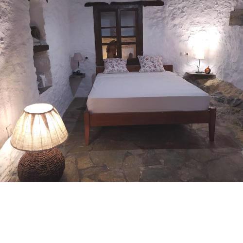 Ano Syros Marvellous oven