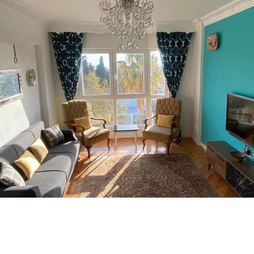 Antalya Sunsets, Seaview, Next to Old Town, 3 BR, Elevator