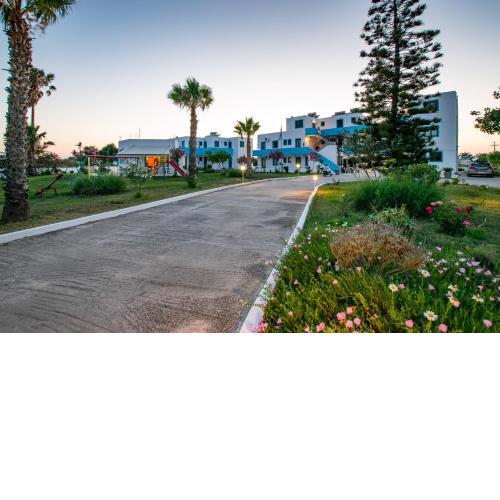 Anthia Apartments
