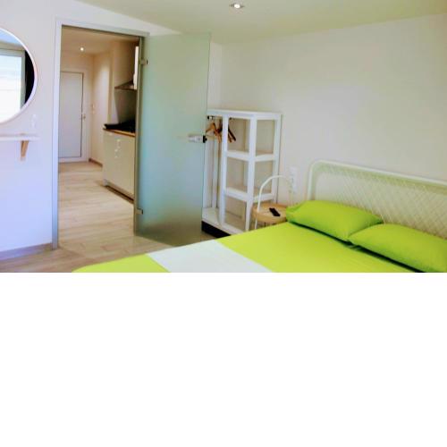 Anthia House