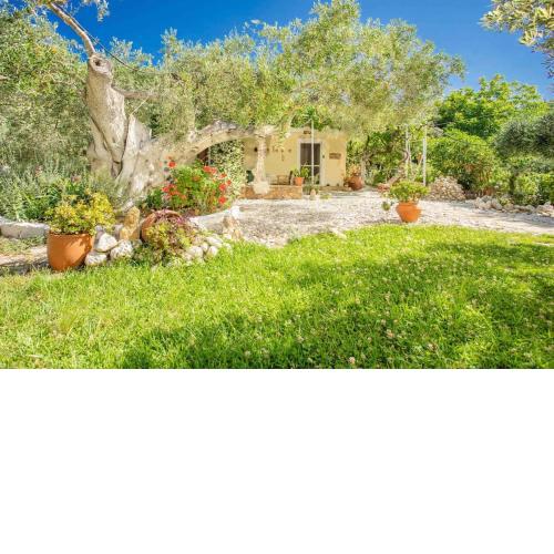 Anthia private studio a breath away from beaches